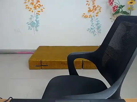 sweety_gaur webcam