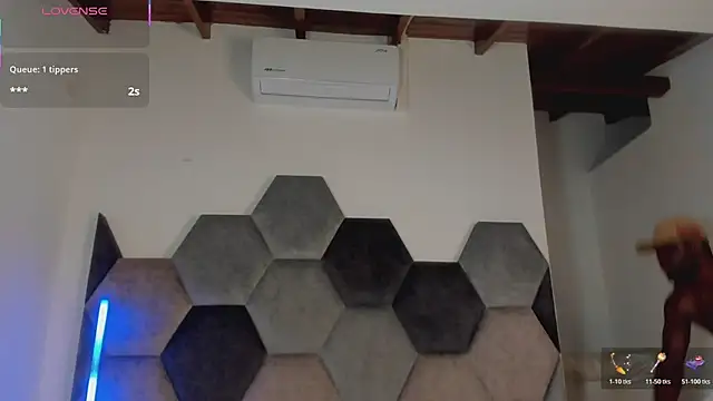 Latrellx7 webcam