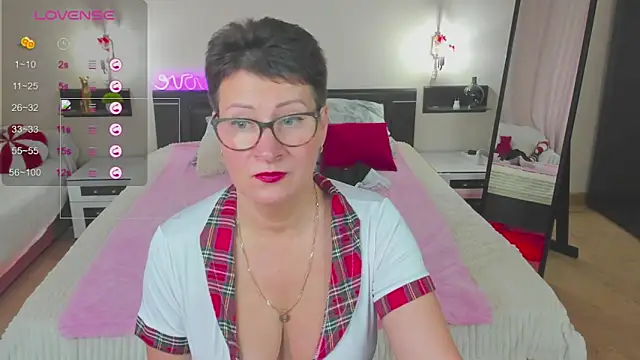 JennyMons webcam
