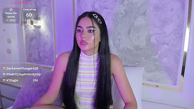 Watch elara_bloom_ live on EroticFlix - High definition streams
