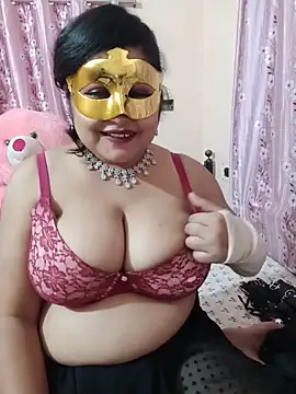 Lovely-Lina7 webcam