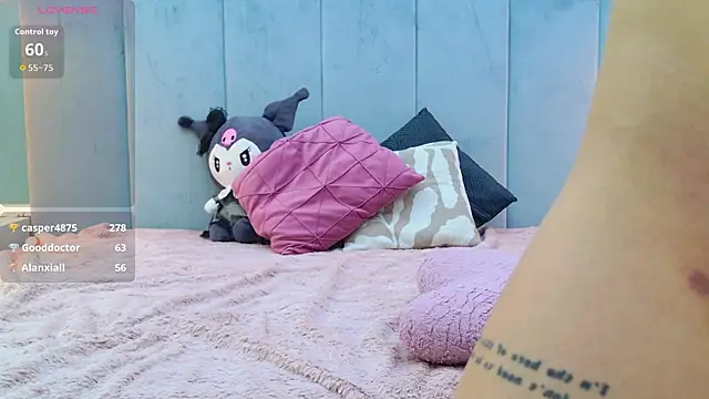 christahot webcam