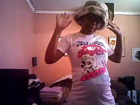 Hotboobs27 webcam