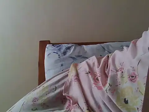 LetiLasha webcam