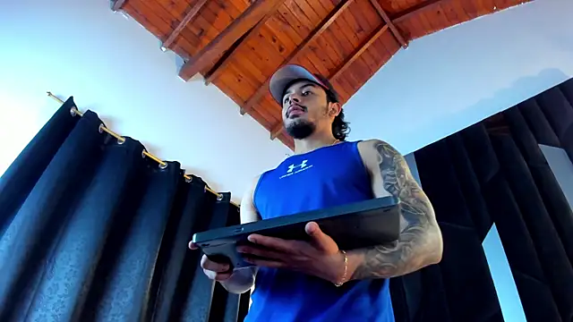 Justin_WhiteJS webcam
