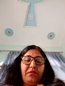 Hina4577 webcam