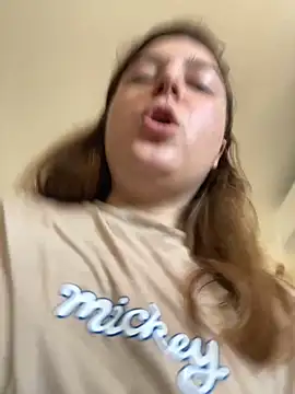 kate_nicepops99944 webcam