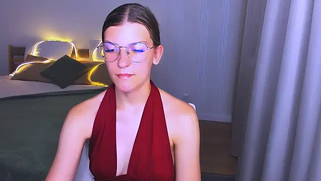AnnaThorne webcam