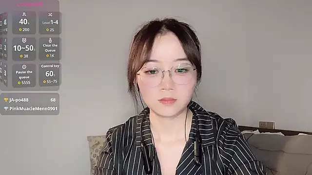 77-Vicky webcam
