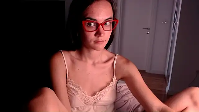 EvelynGG webcam