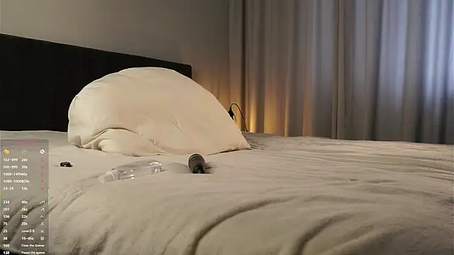 LettySlovacek webcam