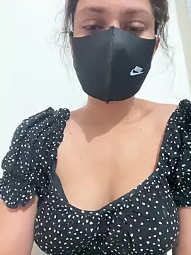 kavyq3791 webcam