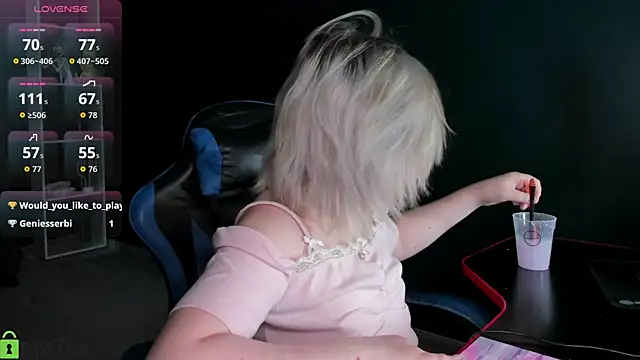 Sara_Robinson webcam