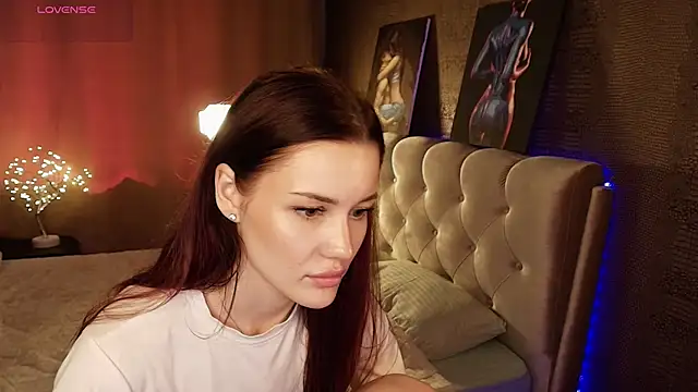 Aria_Mila webcam