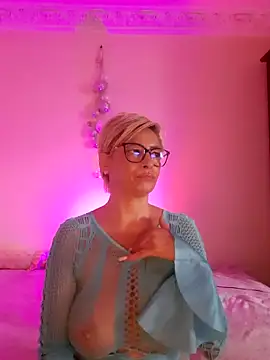 LunaBlaise webcam