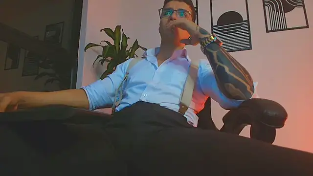 ALPHA_DOMINUS_ webcam