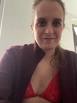 chantalee - Chantalee's free webcam - UK Sex Cams