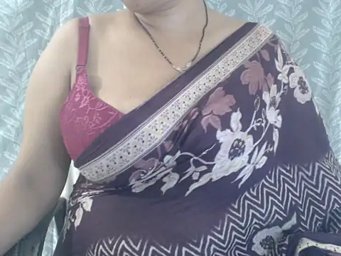 cute-priy webcam