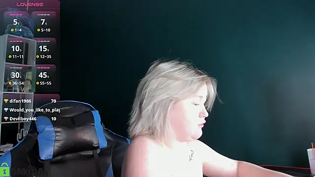sara_robinson - Sara_Robinson's free webcam - UK Sex Cams