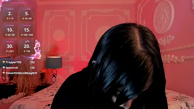Kat_VonDe live cam on StripChat