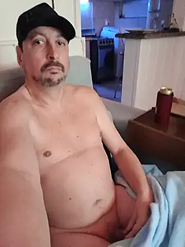 FocussedFreckle live sex cam