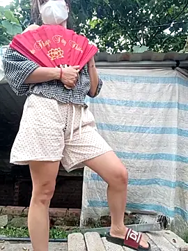 Linda-yiyi webcam
