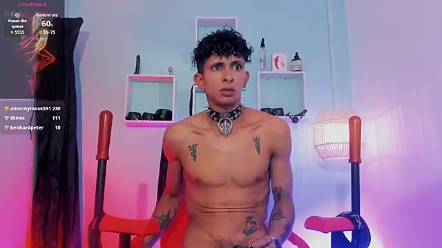 Maximoking26 live cam