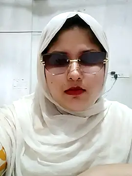 nusrat-n - Nusrat-N's free webcam - UK Sex Cams