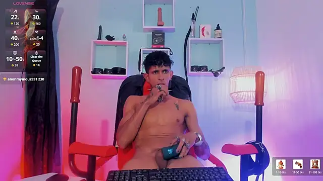 Maximoking26 live cam on StripChat