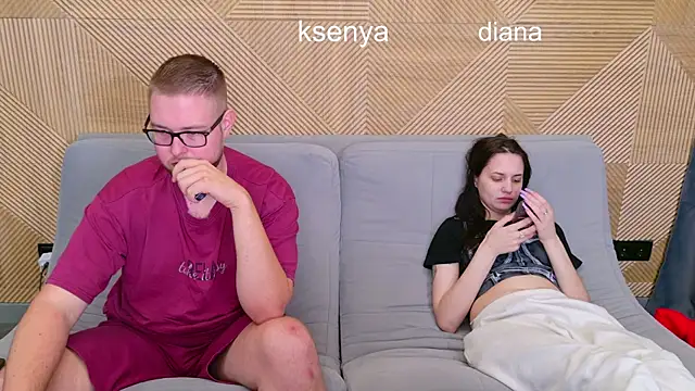 Ksenny live cam