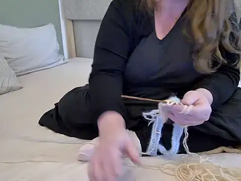 MarthaBriest webcam