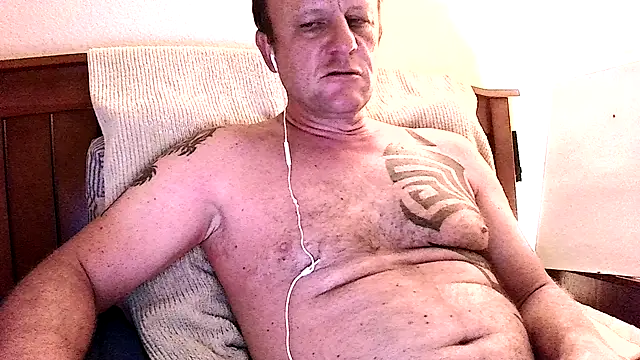 Yournaughty webcam