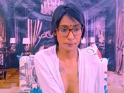 IndianRebel4u2Luv webcam