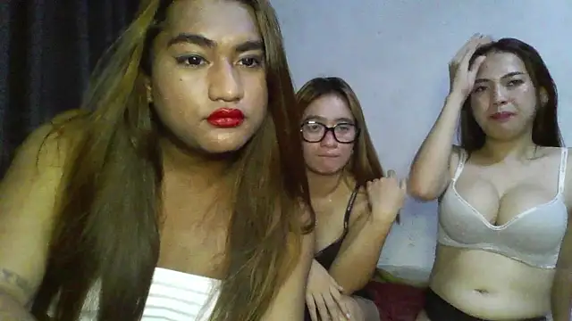 Elysia_Fox webcam