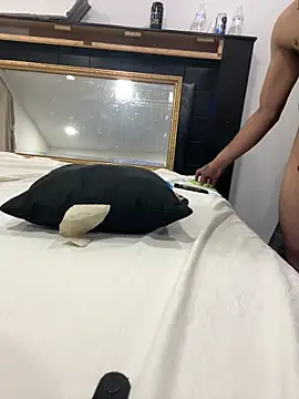 Moisesjrtapia live cam
