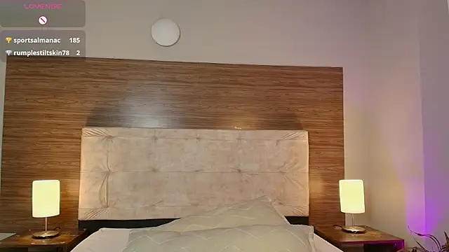CamilaVelour webcam