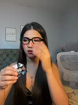 JassmineLove webcam