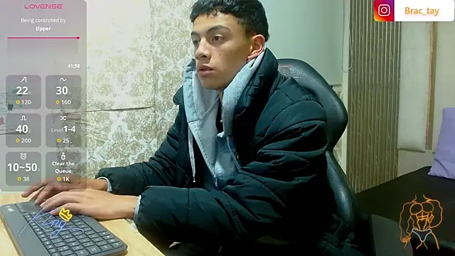 Brac_tay webcam