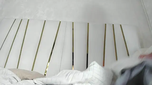 ScarletMilf_1 webcam