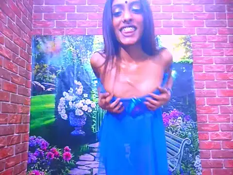 IndianPretty14u2Luv webcam
