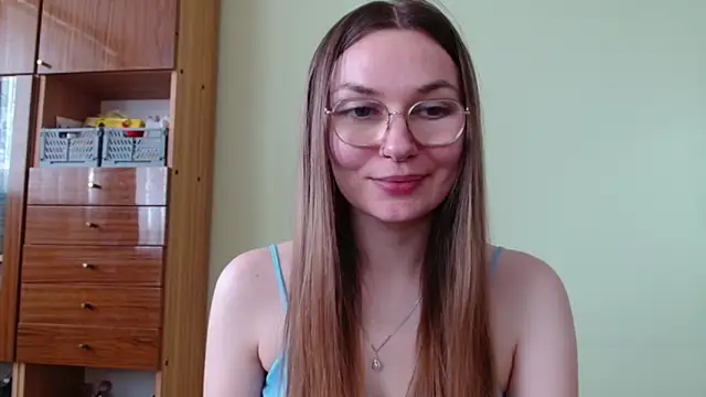 LooveELLYx webcam