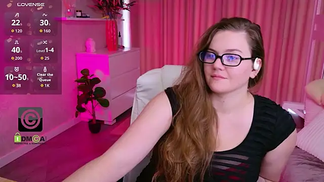 KellyKleine webcam