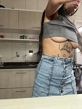 nikatsu (F young) - batedor de bolo na bct (fouet on pussy)