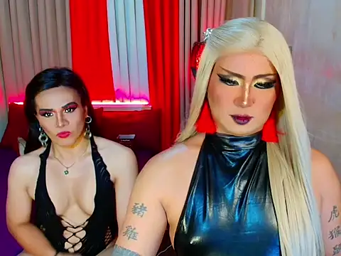 Wildest_Slave_Huntress webcam