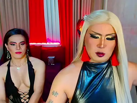 Wildest_Slave_Huntress webcam