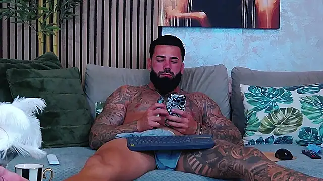 masterkingofmusclee webcam