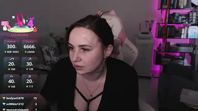 SexyWitch_666 webcam