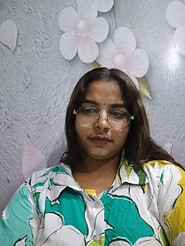 Himani_0122 webcam