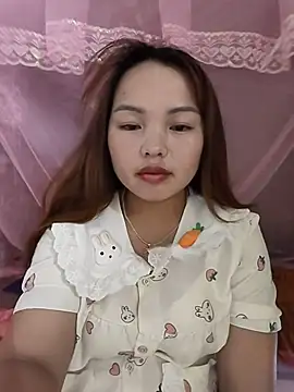 Mina_xYx webcam