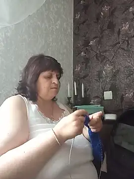 LisichkaOksana live cam on StripChat